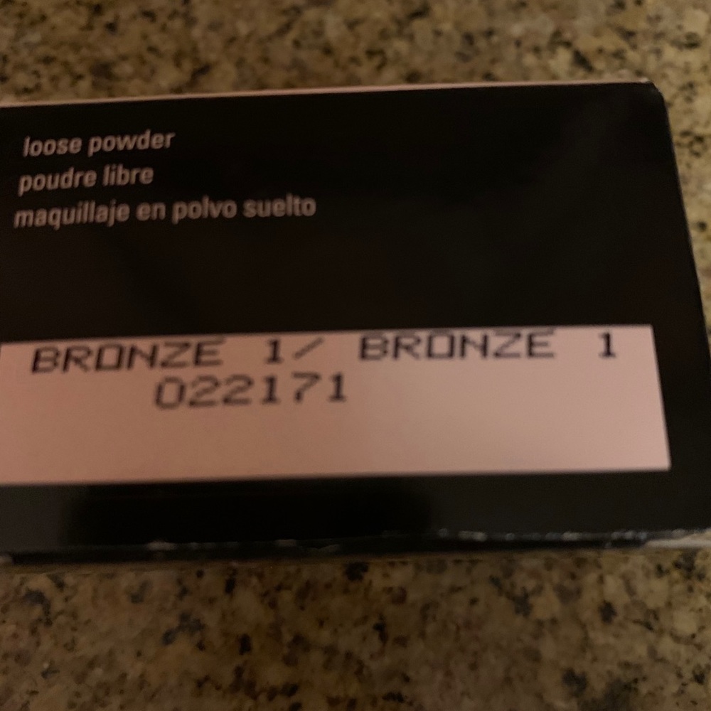 Loose Powder - Picture 2 of 2